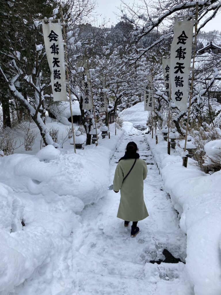 February 2022 in Aizuwakamatsu, Fukushima; Tetra walking in the manor of an ancient Japanese general